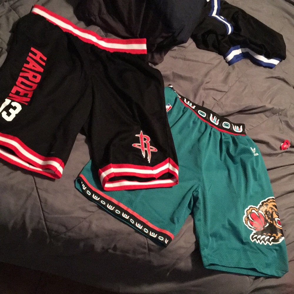 2 pairs of basketball shorts size large men’s